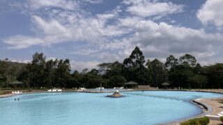 ケニアの温泉施設の様子