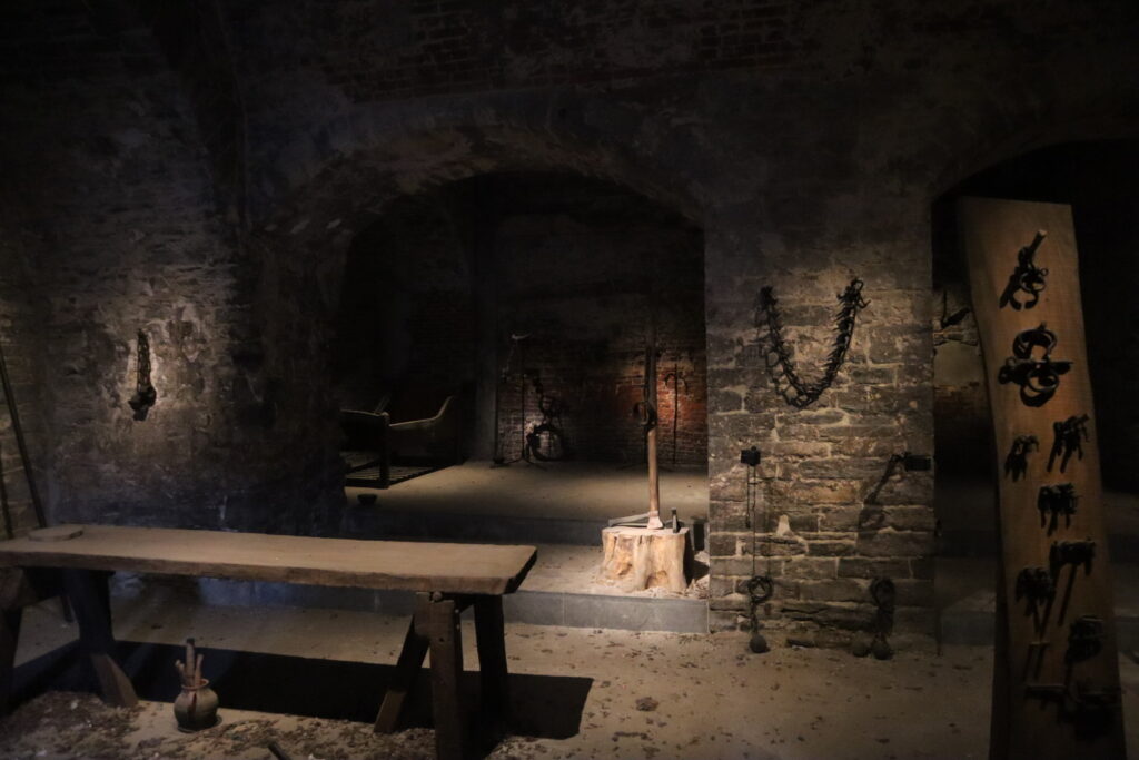 フランドル伯居城の拷問部屋