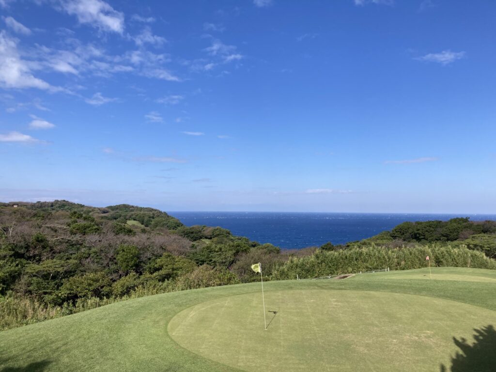 伊豆大島のゴルフ場