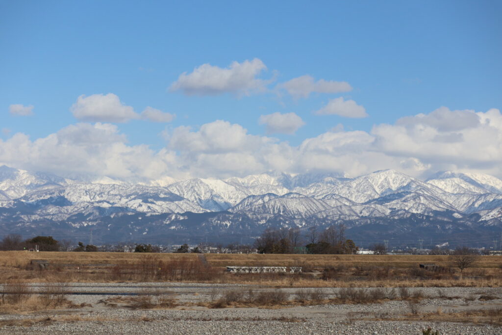 立山連峰の景色