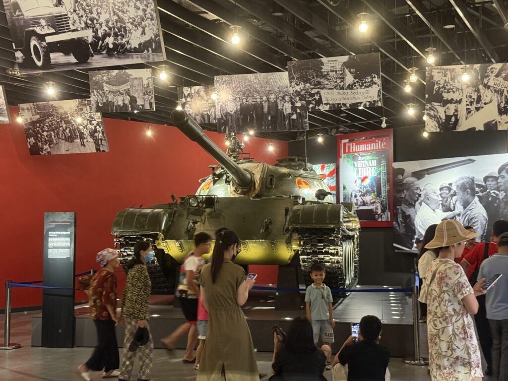 展示されているベトナム軍の戦車