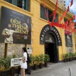 ホアロー刑務所の入り口