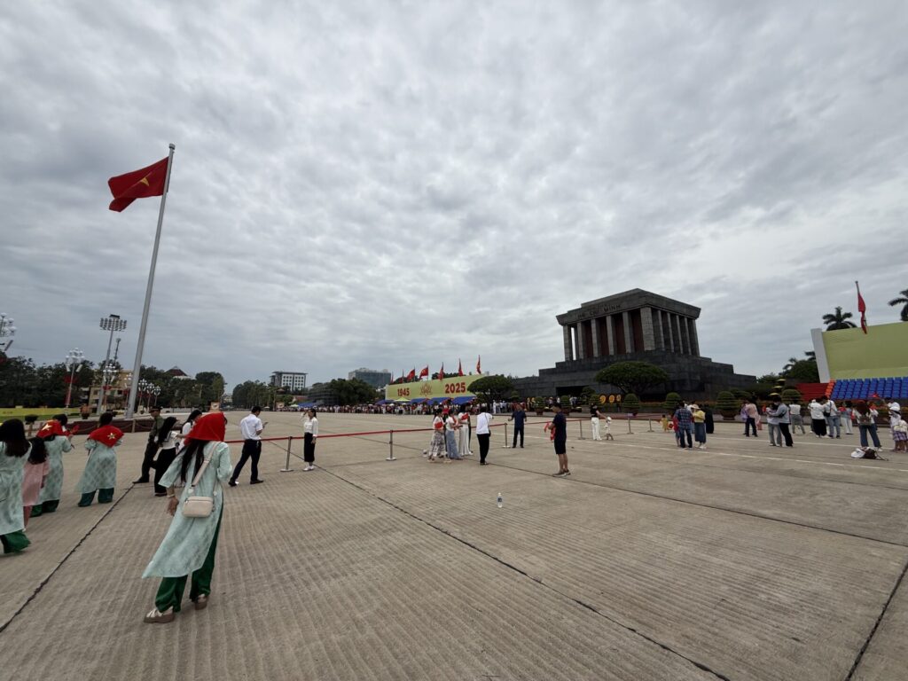 ホーチミン廟の広場