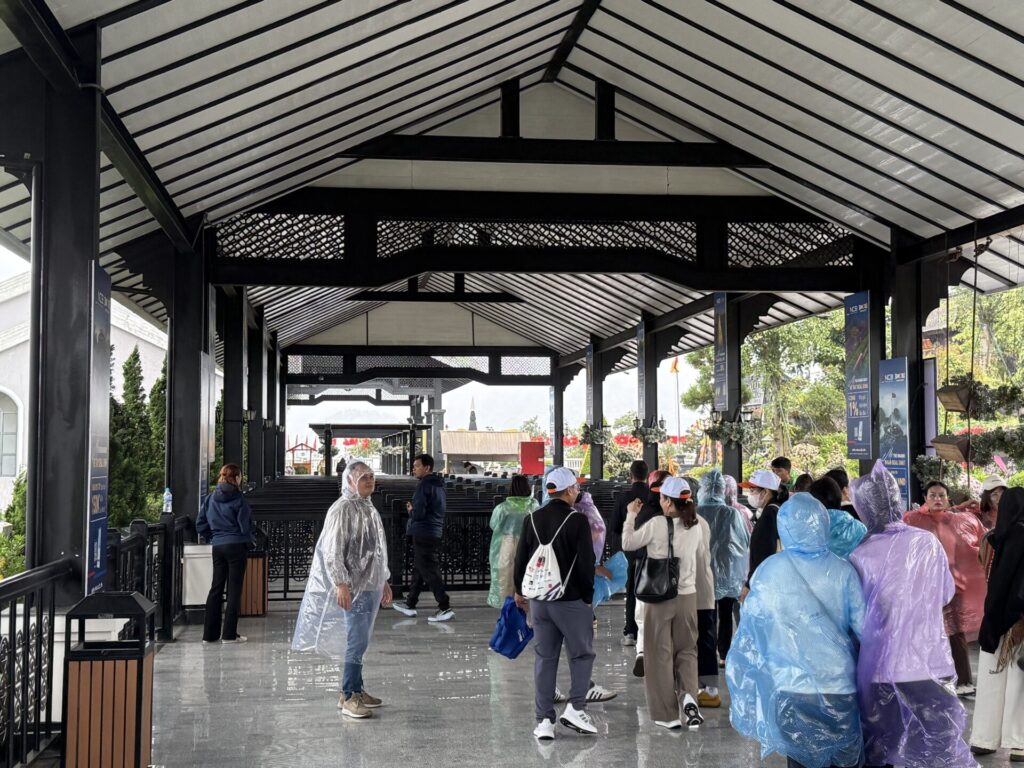 ベトナムの社員旅行の様子