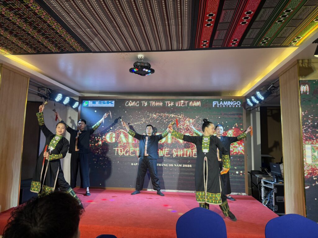 社員旅行でのパーティ