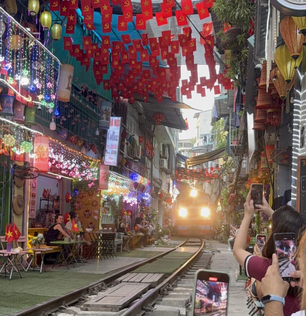 ハノイのTrain street