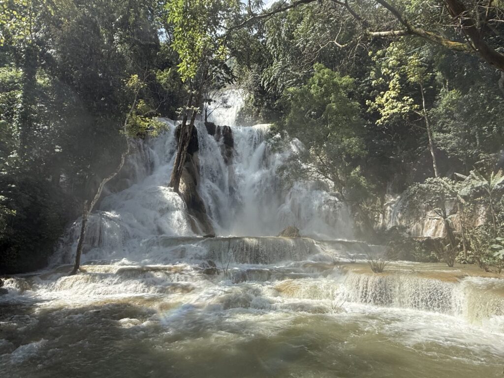 クアンシーの滝