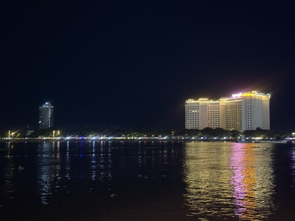 プノンペンの夜景
