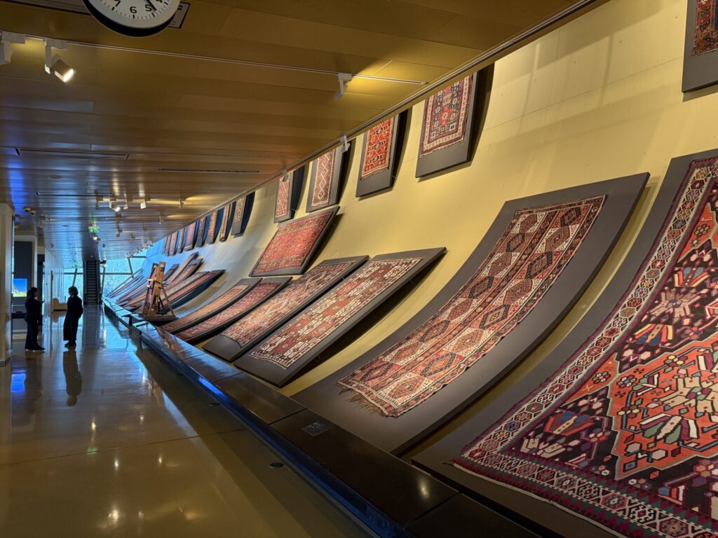 バクーの絨毯博物館の展示